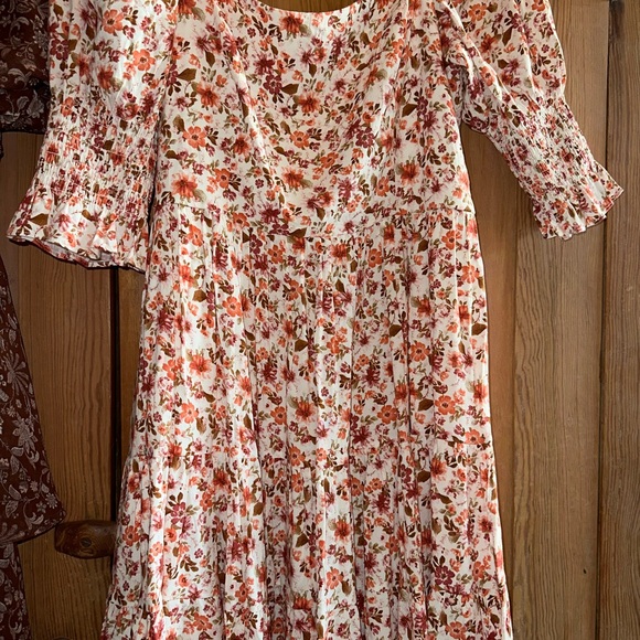 Lot of 2 size Large Dresses - Picture 5 of 6